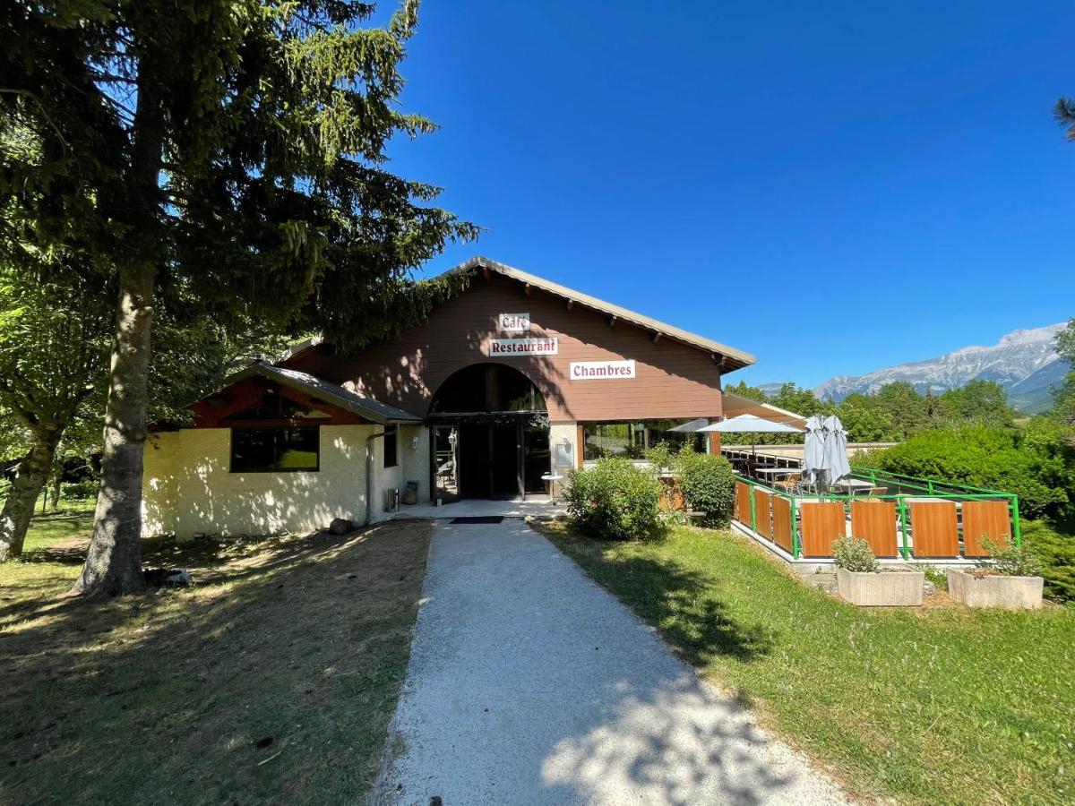 Logis Le Chalet Saint-Maurice-en-Trièves Exterior foto